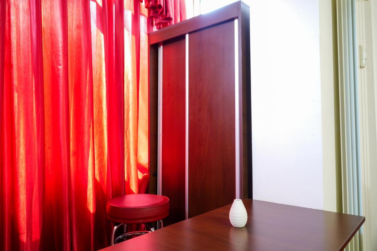 Sun Plaza Oasis With Self Check In And Fast Wifi Appartement Boekarest Buitenkant foto