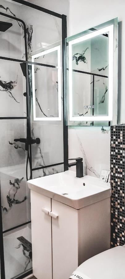 Sun Plaza Oasis With Self Check In And Fast Wifi Appartement Boekarest Buitenkant foto