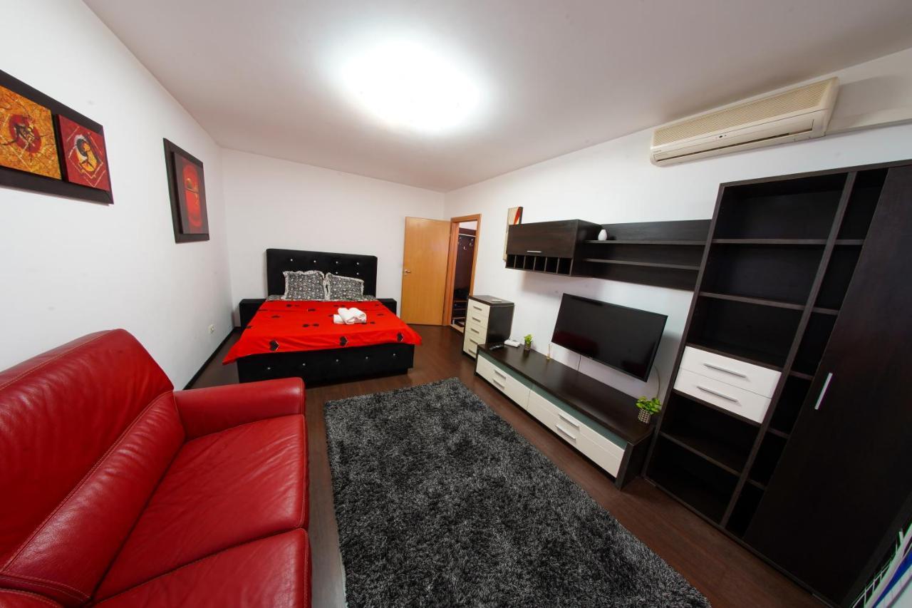 Sun Plaza Oasis With Self Check In And Fast Wifi Appartement Boekarest Buitenkant foto